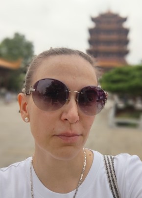 Moderator uebok, 80, China, Beijing