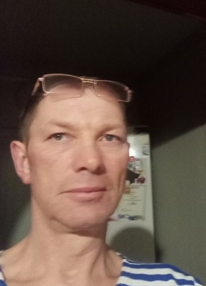 Николай, 48, Россия, Холмск