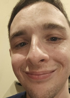 Максим из Добрянки 18 лет
