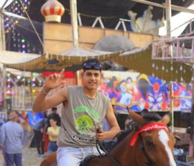 جو, 23, Sharjah