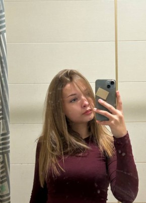 полина из Тюмени 19 лет