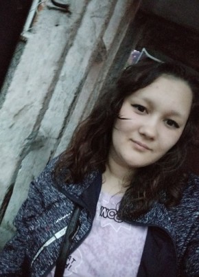 Дарья, 25, Россия, Междуреченск