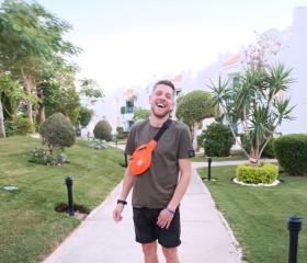 Anton, 38, Moscow