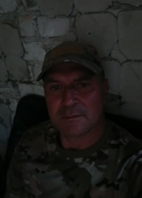 Владимир из Луганска 52 года