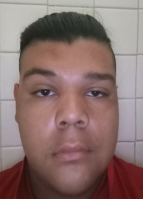 Alejandro из León 19 лет