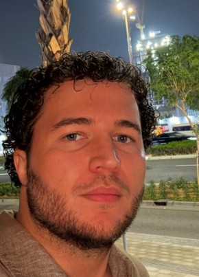 Benzhamin, 40, United Arab Emirates, Sharjah