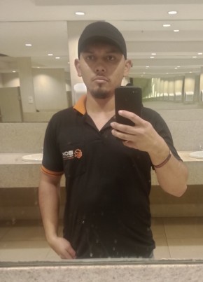 José из Goiânia 21 год