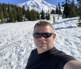 Vitaliy, 48, Auburn (State of Washington)