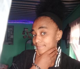 Miranda, 22, Antananarivo
