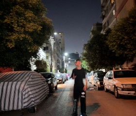 Larem, 18, Cairo