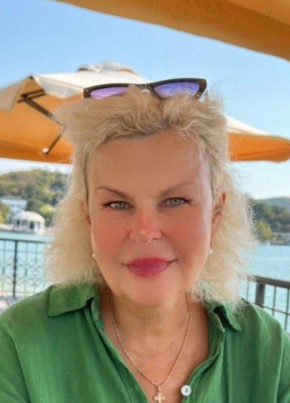 Elena, 61, Russia, Novorossiysk