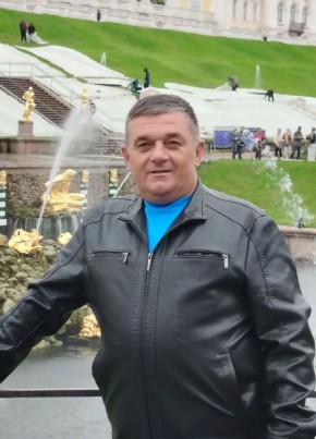 Макс из Москвы 48 лет