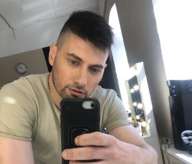 Max, 32, Moscow