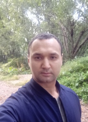 Руслан из Казани 37 лет