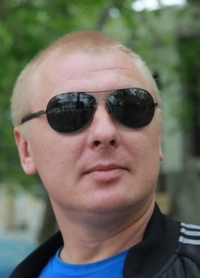 Владимир, 48, Россия, Геленджик
