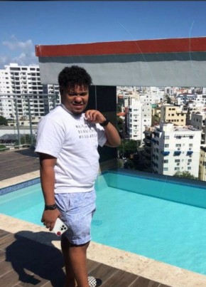 Alexis из Santa Cruz de Barahona 18 лет