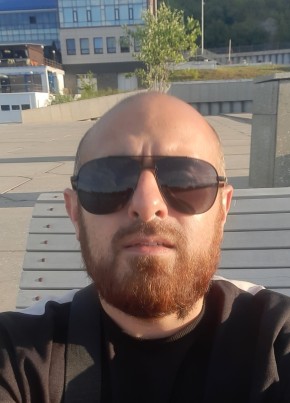 Yusif Ahmadov, 32, Azərbaycan Respublikası, Bakı