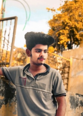 Mannan, 18, India, Aligarh
