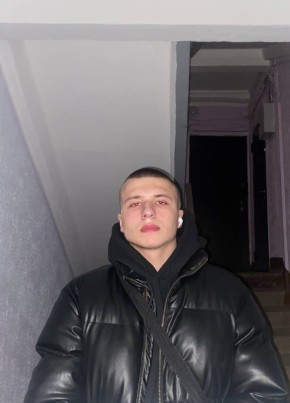 Максим, 18, Россия, Ковров