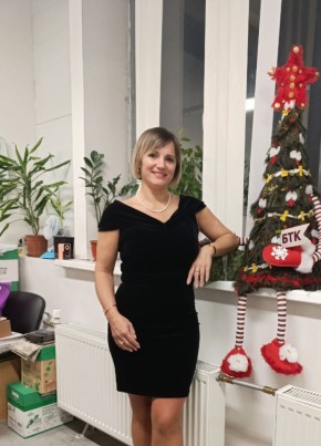 Elena, 40, Russia, Saint Petersburg