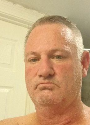 Michael из Middletown (State of Rhode Island) 58 лет