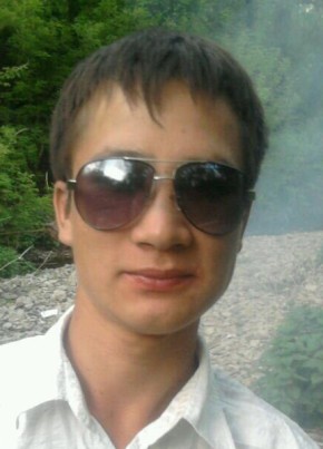 Aleksandr, 31, Russia, Khanty-Mansiysk
