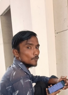 Himanshu Aswani, 31, India, Bhopal