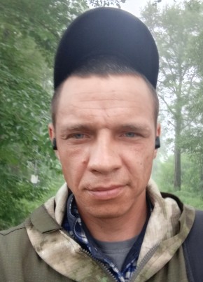 Илья из Биракана 36 лет