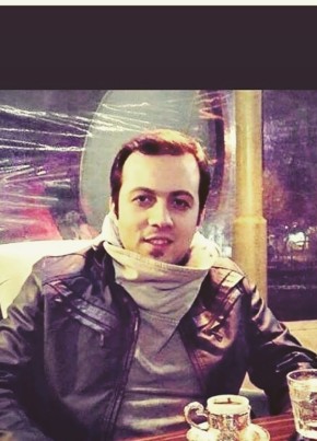 Manyak, 32, Türkiye Cumhuriyeti, İstanbul