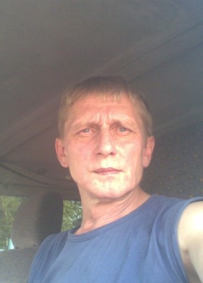 олег, 57, Россия, Волхов