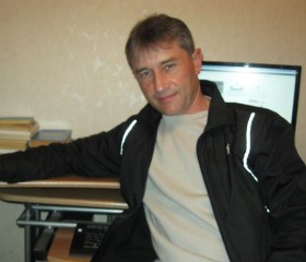 Александр, 58 лет, Харків