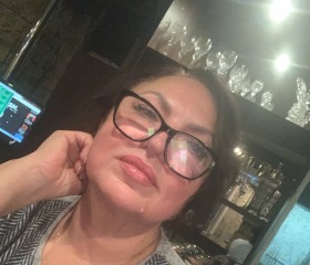 Marta, 51, Los Angeles