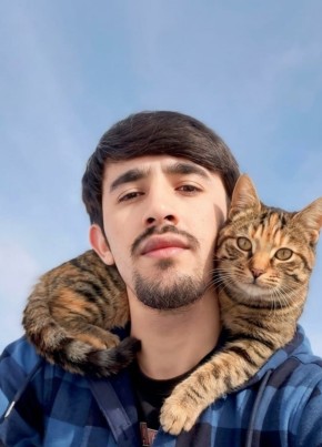 Цамоллиддин из Москвы 18 лет