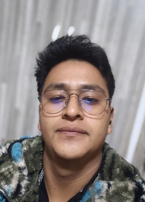 Yhony из Tacna 23 года