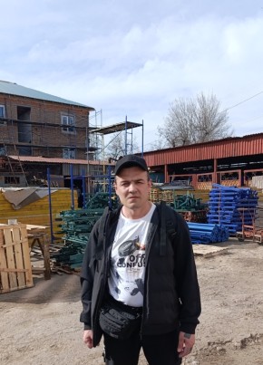 Дима из Мариуполи 46 лет