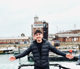 Enes, 18, Southampton