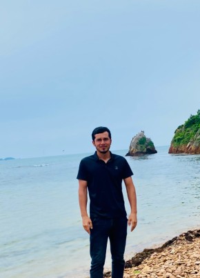 Alisher из Владивостока 28 лет