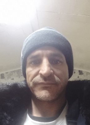 Иван, 40, Россия, Усинск