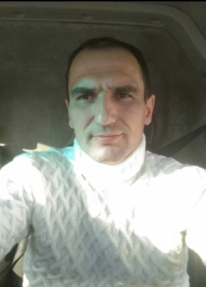 Руслан из Томска 48 лет