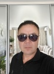 Azat, 47, Kumeny