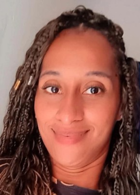 Tatiane из Lauro de Freitas 28 лет