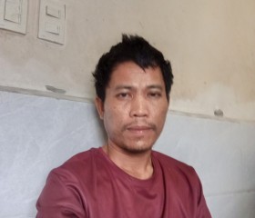 Mar, 32, Quezon City