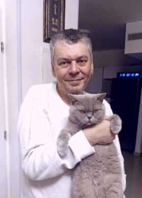 Михаил из נס ציונה 54 года