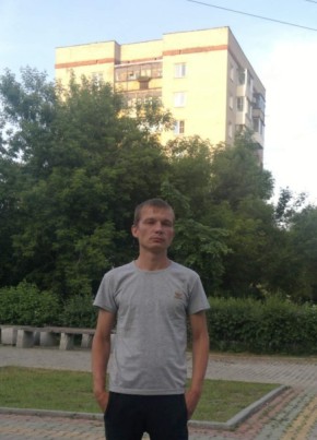 Александр, 36, Россия, Витязево