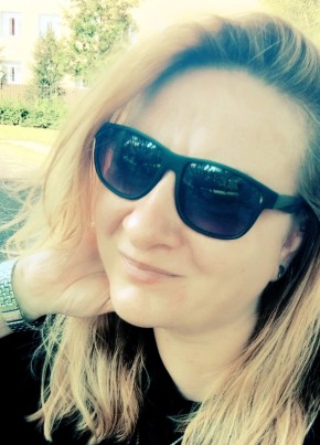 Елена, 42, Россия, Кириши