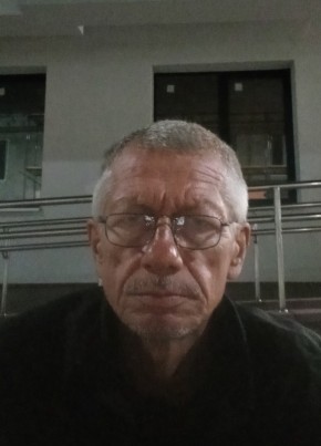 Игорь, 59, Россия, Воронеж