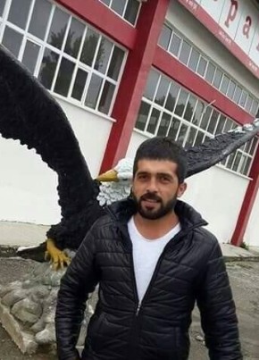Serdar, 22, Türkiye Cumhuriyeti, Ankara