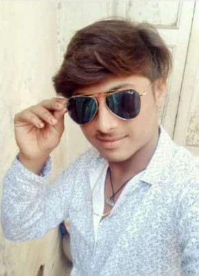 Karan, 18, India, Nadiād