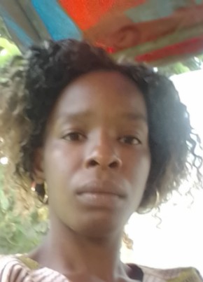 Sarah, 32, République de Côte d’Ivoire, Yamoussoukro