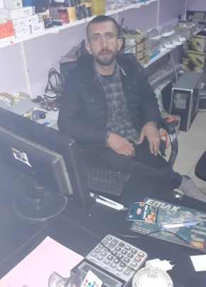 yusuf doğan, 32, Türkiye Cumhuriyeti, Karabük